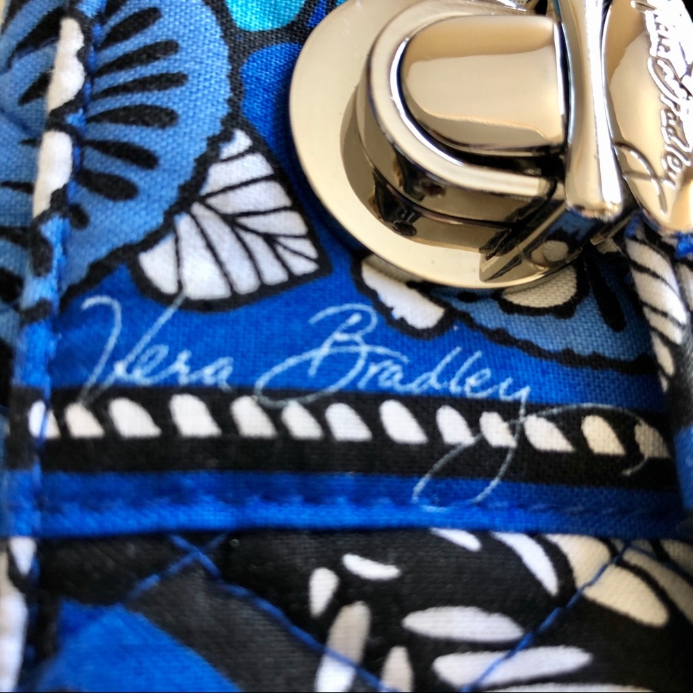 Vera Bradley Wristlet/Large Wallet Gently Used - Picture 5 of 7